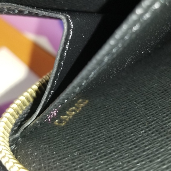 BNIB Louis Vuitton Game On Black Zippy Wallet - Picture 3 of 4